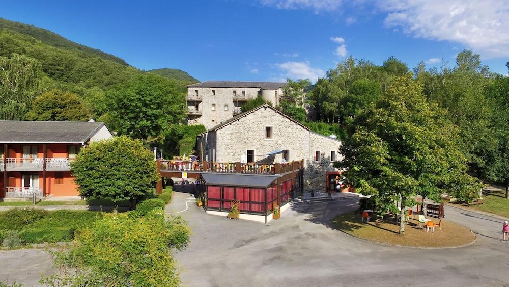 Vvf Sud Aveyron Hotell Brusque Exteriör bild