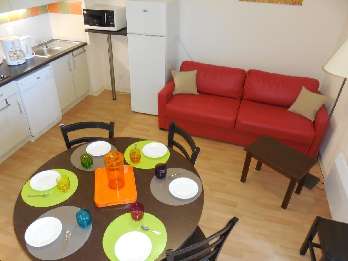 Vvf Sud Aveyron Hotell Brusque Exteriör bild