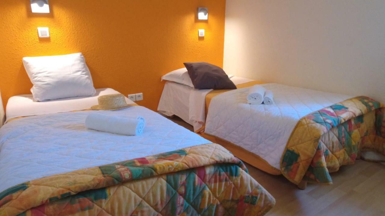 Vvf Sud Aveyron Hotell Brusque Exteriör bild